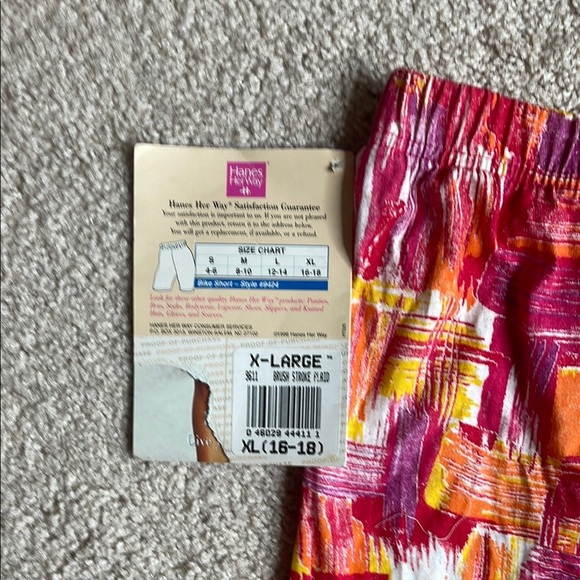 Hanes Red and Pink Athletic Shorts Vibrant Geometric Design - Picture 2 of 4